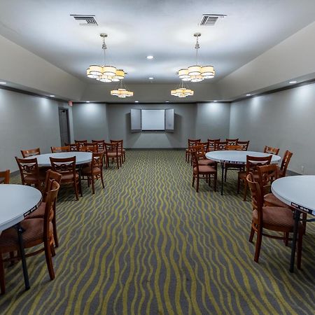 Red Roof Inn & Suites Irving - Dfw Airport South Zewnętrze zdjęcie