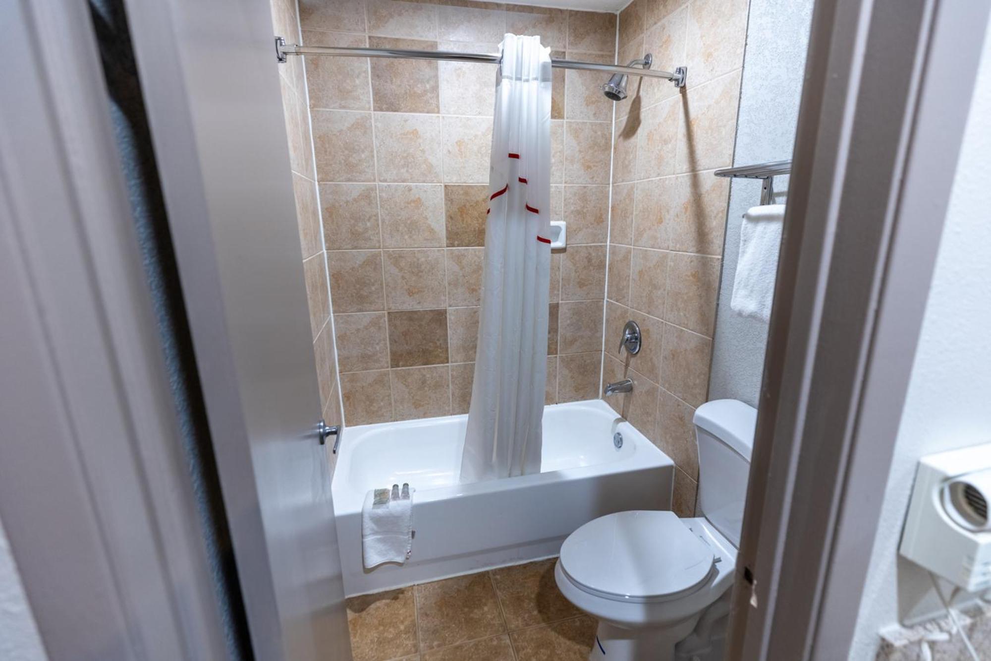 Red Roof Inn & Suites Irving - Dfw Airport South Zewnętrze zdjęcie