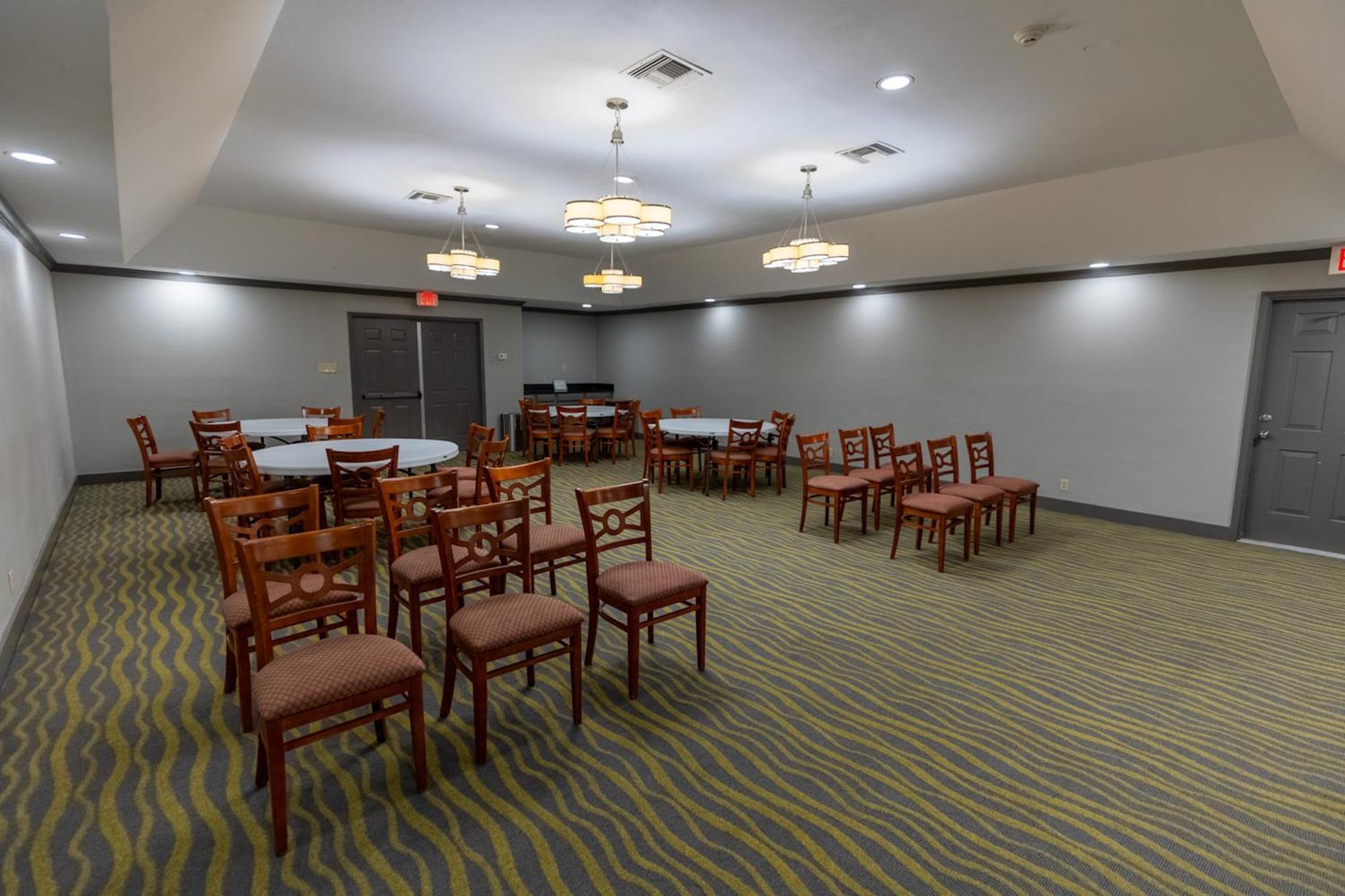 Red Roof Inn & Suites Irving - Dfw Airport South Zewnętrze zdjęcie